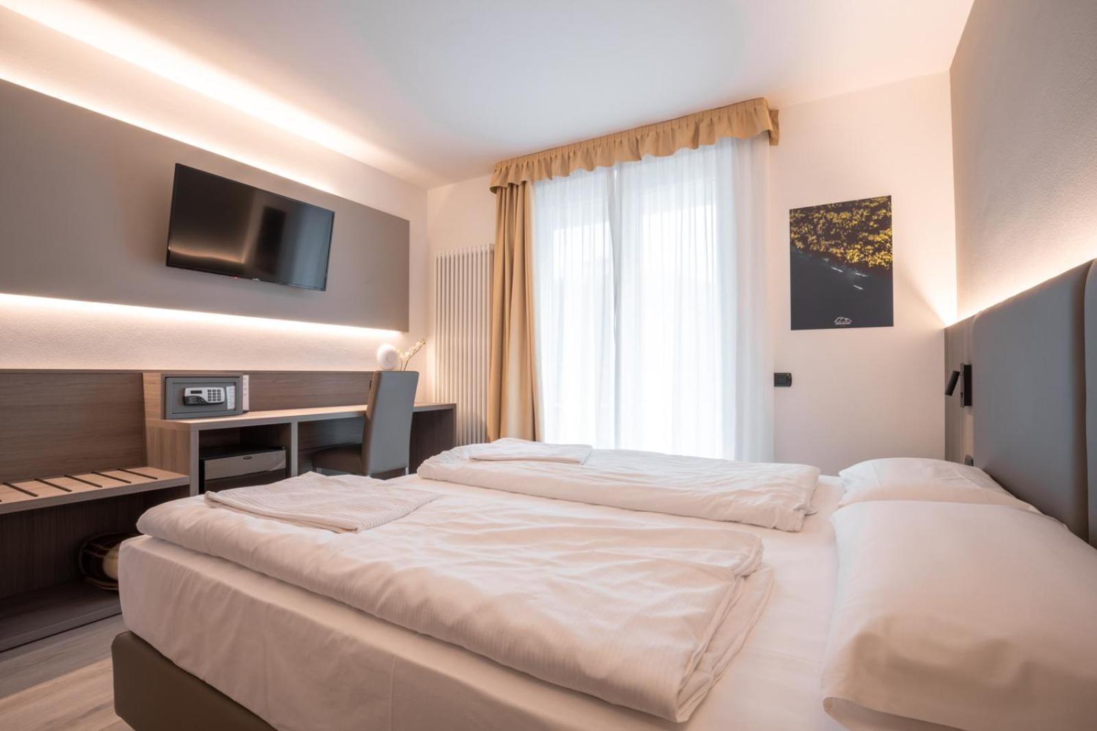 Panoramic Hotel San Carlo Ledro Molina di Ledro Rum bild